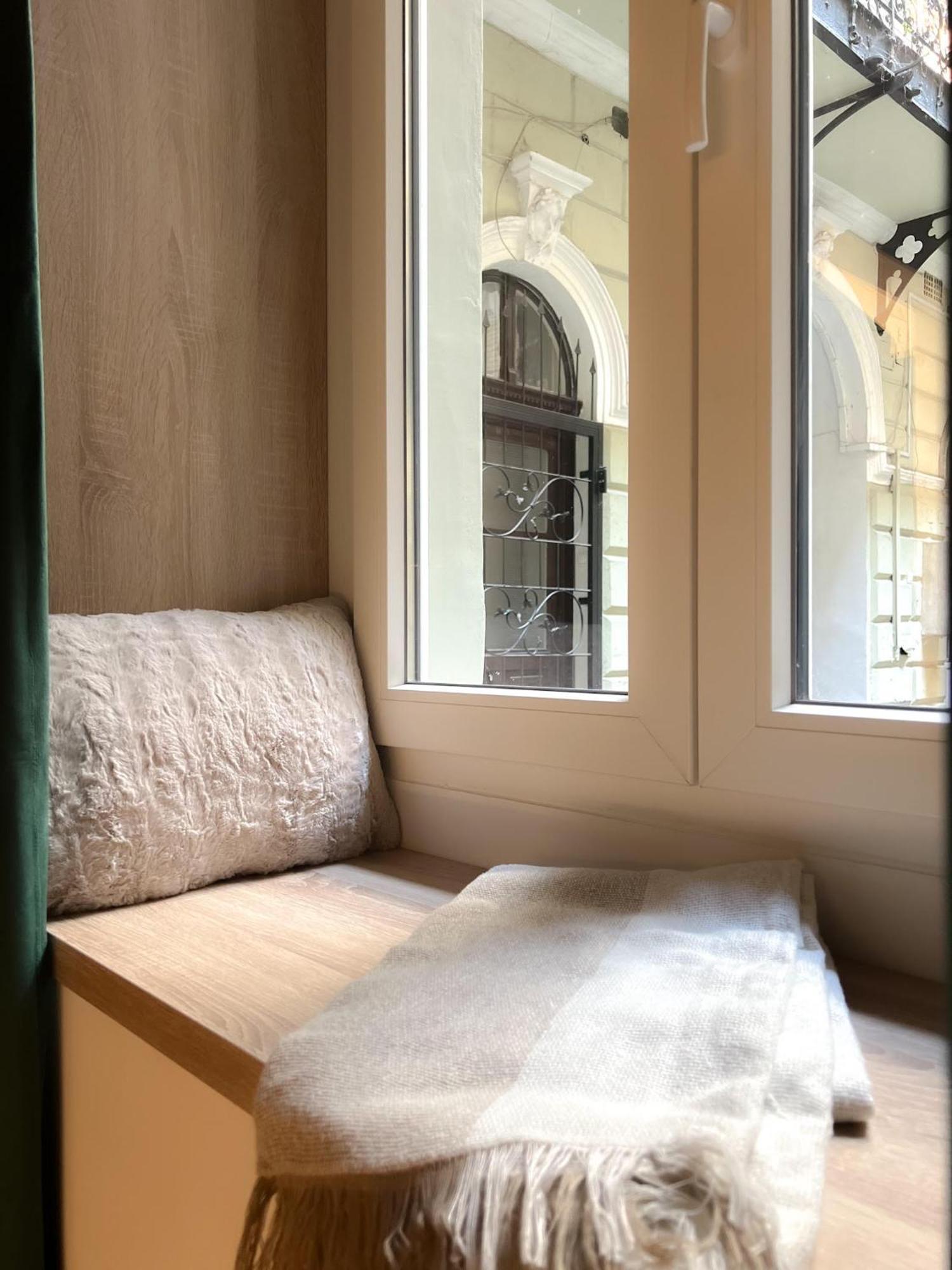 Opera Z39 Suite Budapest Eksteriør bilde